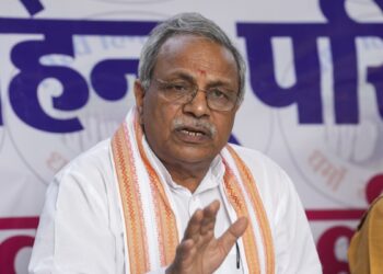 ‘हिंदू अब पुलिस का इंतजार नहीं करेगा, अपने हिसाब से कार्रवाई करेगा’, VHP के जॉइंट जनरल सेकेट्री का विवादित बयान