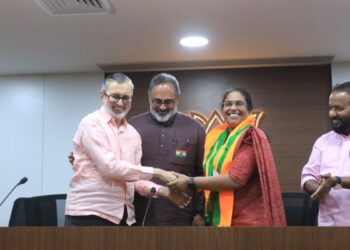 वर्कला से CPIM उम्मीदवार स्मिता सुंदरेशन बीजेपी में शामिल, राजीव चंद्रशेखर ने दिलाई सदस्यता