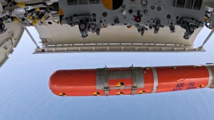 समंदर में बढ़ी ताकत! DRDO और नेवी ने एयर ड्रॉपेबल कंटेनर ‘ADC-150’ का सफल परीक्षण किया