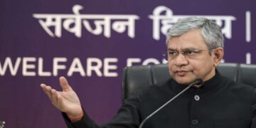 मदुरै एयरपोर्ट बनेगा अंतरराष्ट्रीय हवाई अड्डा, केंद्रीय कैबिनेट ने और क्या बड़े फैसले लिए?