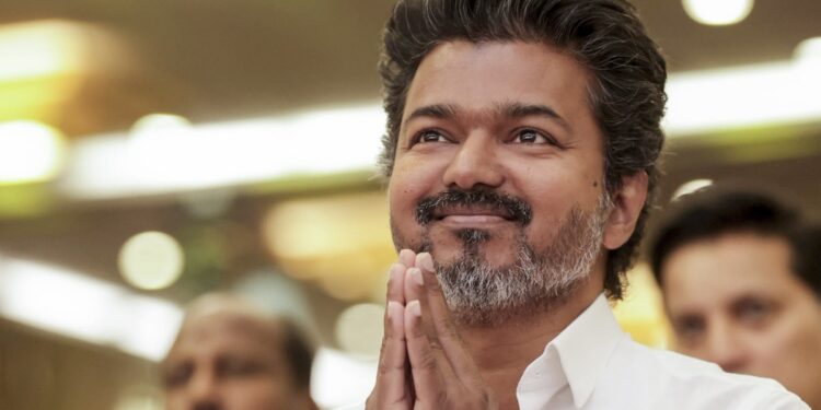 महिलाओं को शादी पर 8 ग्राम गोल्ड, फ्री बस यात्रा, हर महीने 2500 रुपये; तमिलनाडु में TVK की बड़ी चुनावी गारंटी