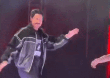 एक्टर रणदीप हुड्डा ने जयपुर में लगाए ठुमके:स्टेज पर की रैपर ढांडा न्योलीवाला की तारीफ, दर्शकों से बात भी की