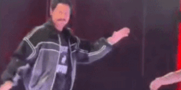 एक्टर रणदीप हुड्डा ने जयपुर में लगाए ठुमके:स्टेज पर की रैपर ढांडा न्योलीवाला की तारीफ, दर्शकों से बात भी की