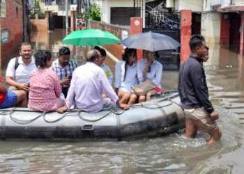 भीषण गर्मी के बीच 10 से ज्यादा राज्यों में आंधी-तूफान के साथ भारी बारिश की चेतावनी; इन जगहों पर चलेगी लू