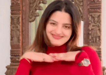 हरियाणवी एक्ट्रेस दिव्यांका सिरोही का निधन:घर पर तबीयत बिगड़ने के बाद जमीन पर गिरीं; 50 से ज्यादा गानों में काम कर चुकीं