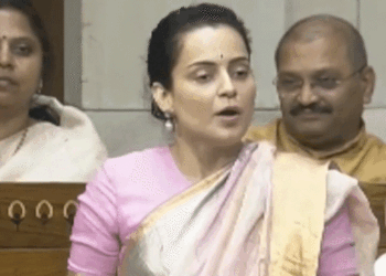 कांग्रेस पर भड़की कंगना रनोट:कहा- जब मुझे टिकट मिला, तब मेरी फोटो लगाकर इनके प्रवक्ता ने लिखा- बाजार में क्या भाव है