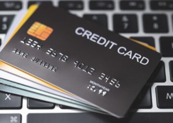 RBI का बड़ा तोहफा! क्रेडिट कार्ड धारकों की हो गई मौज, नए नियम से यूजर्स को होगा जबरदस्त फायदा