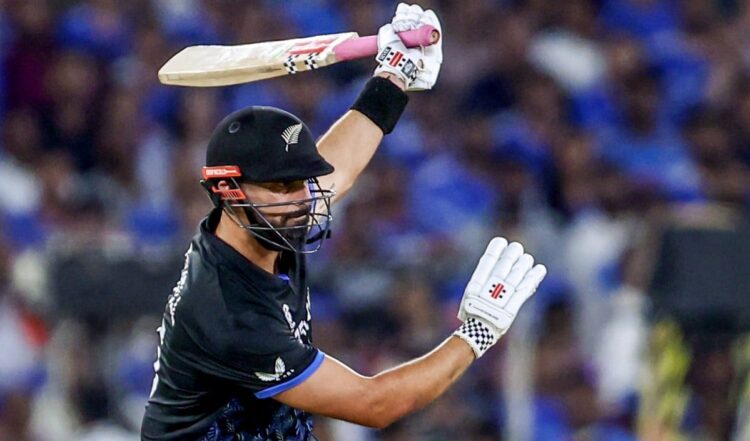 PSL 2026 में बड़ा बवाल, Daryl Mitchell ने Usman Tariq के एक्शन पर उठाए सवाल, खेलने से किया इनकार