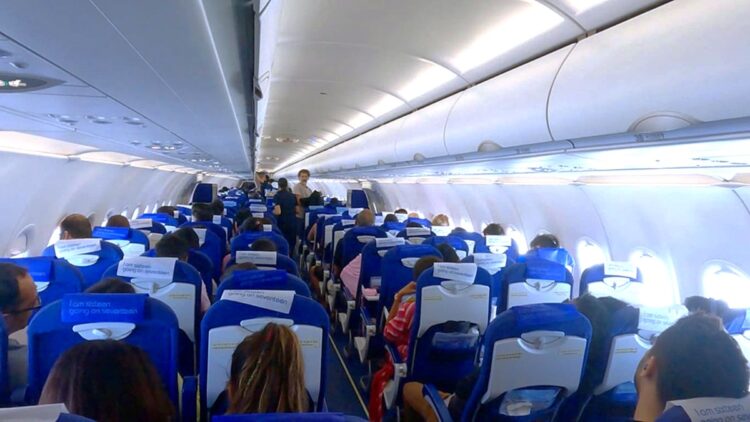 एयरलाइंस को 60% सीटें मुफ्त देने का नियम फिलहाल टला, सरकार ने प्रस्ताव रोका