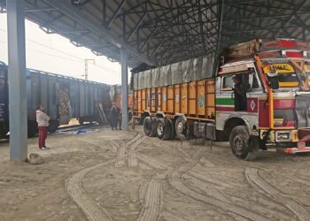 केंद्र का बड़ा फैसला: पंजाब से 155 लाख मीट्रिक टन अनाज उठाने के लिए चलेंगी स्पेशल ट्रेनें