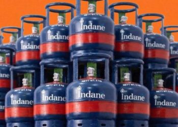 LPG Crisis: केंद्र ने 5Kg सिलेंडर को लेकर राज्य सरकारों को लिखा पत्र, कहा- वितरण को प्राथमिकता दें