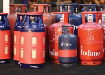 LPG संकट: बिना कनेक्शन एजेंसी से खरीद सकेंगे ये गैस सिलेंडर, करना होगा ये काम, जानें कीमत