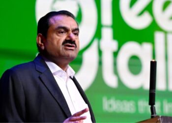 Gautam Adani Net Worth: भारत ही नहीं, एशिया के सबसे रईस बने गौतम अडानी; मुकेश अंबानी को छोड़ा पीछे, अब इनती हो गई नेटवर्थ