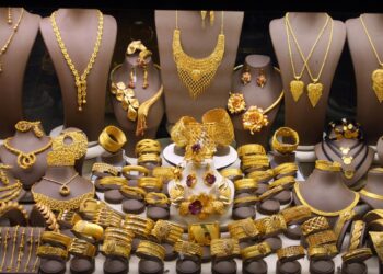 इस अक्षय तृतीया पर गोल्ड ने दिया 60% का बंपर मुनाफा, जानिए 1 साल में कहां से कहां तक पहुंचा सोने का भाव