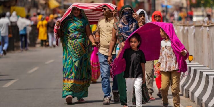 हो जाएं सावधान! बरसने वाली है आग, 45 डिग्री तक पहुंचेगा पारा, अगले 5 दिन तक कई राज्यों के लिए जारी हुआ लू का अलर्ट