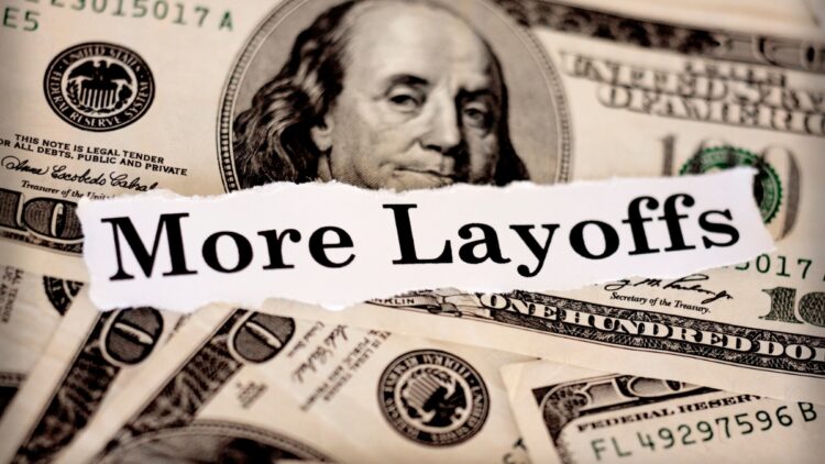 टेक सेक्टर में फिर छंटनी का तूफान! Meta-Microsoft के प्लान से 23,000 कर्मचारियों की नौकरी खतरे में