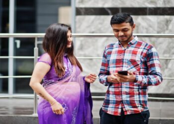 लिव-इन रिलेशन पर रहने वाले कपल पर सरकार की नजर, मिलेगा शादीशुदा का दर्जा, जनगणना में शामिल होंगे अहम सवाल