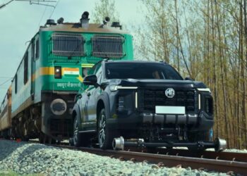 Fortuner को धूल चटाने आ रही ये दमदार SUV! 406 टन की ट्रेन को खींचकर बनाया गिनीज वर्ल्ड रिकॉर्ड, 20 अप्रैल को होगी लॉन्च