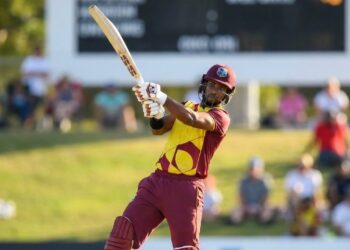 हार के बाद भी Nicholas Pooran के साथ Captain Pant और Coach Langer, Super Over पर दिया बड़ा बयान