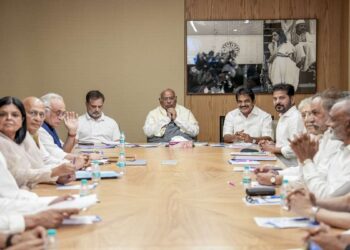 543 से 850 सीटें: महिला आरक्षण पर क्यों गरमाया विपक्ष? जानें क्या हैं उनके 3 मुख्य मुद्दे