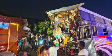 Odisha Accident: बस और ट्रक में आमने-सामने की जोरदार टक्कर, 4 लोगों की मौत; 12 से ज्यादा घायल