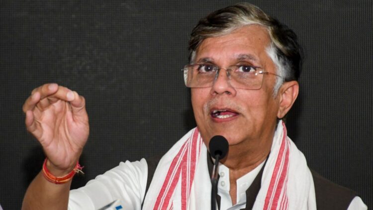 असम सीएम की पत्नी से जुड़ा मामला: गुवाहाटी HC ने खारिज की अग्रिम जमानत याचिका तो पवन खेड़ा ने खटखटाया SC का दरवाजा