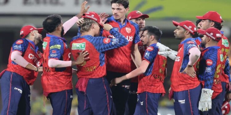 पंजाब किंग्स ने मुंबई इंडियंस को दी पटखनी, श्रेयस अय्यर की टीम ने आईपीएल में लगाया जीत का चौका