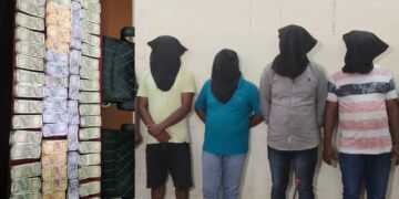 IPL सट्टेबाजी रैकेट का हुआ भंडाफोड़ तो निकले इतने पैसे कि देखकर हैरान हो जाएंगे, देखें Video