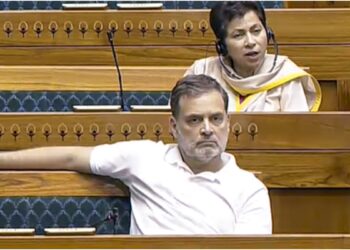 राहुल गांधी बोले- ‘ऑपरेशन सिंदूर के जादूगर पकड़े गए हैं…’, लोकसभा में जमकर हुआ हंगामा, जानें पूरा मामला