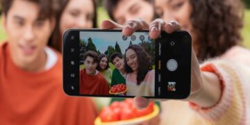 realme 16 5g launch mirror design powerful battery and new ui