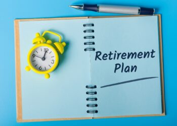 20 वर्षों में ₹2 करोड़ का फंड! महंगाई और मार्केट रिस्क के बीच ऐसे बढ़ाएं अपना पैसा