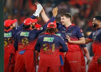IPL 2026:  बेंगलुरु ने एकतरफा मुकाबले में गुजरात टाइटंस को हराया, कोहली-पडिक्कल की जोड़ी ने किया कमाल