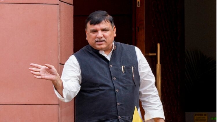 राघव चड्ढा समेत AAP के 7 सांसदों ने छोड़ी पार्टी, भड़के संजय सिंह; बोले-‘पंजाब में शुरू हुआ ऑपरेशन लोटस’