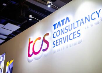 Stock Market: टॉप-10 कंपनियों में से 7 का मार्केट कैप ₹2 लाख करोड़ डूबा, TCS को सबसे ज्यादा झटका