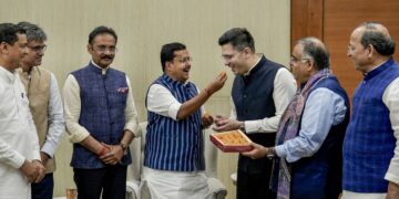 AAP को बड़ा झटका, राज्यसभा के सभापति ने 7 सांसदों के BJP में विलय को दी मंजूरी