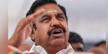 तमिलनाडु: AIADMK कैंप में विद्रोह, विधायक दल की बैठक टली, ज्यादातर विधायकों ने TVK को सपोर्ट करने की मांग की
