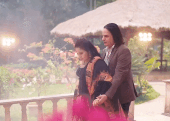 Rahul Roy Viral Reel, Lady shown in the video reacts on trolling, said- i helped him