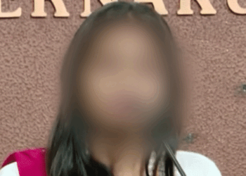 Kumbh Viral Girl Molestation | VHP Leader, Filmmaker Booked in Kerala POCSO FIR