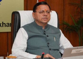 AC पर रोक, सरकारी वाहन आधे, ‘नो व्हीकल डे’ और वर्क फ्रॉम होम; वैश्विक संकट के बीच धामी सरकार का बड़ा फैसला