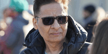 डेविड धवन पर भड़के वाशु भगनानी:बोले- कुली नंबर 1 से ₹27 करोड़ का घाटा हुआ; नुकसान के बाद वरुण ने हालचाल नहीं पूछा