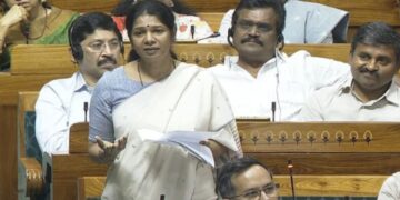 विजय को समर्थन क्या दिया, इतनी नाराज हुईं DMK नेता कनिमोझी, बोलीं- हम कांग्रेस सांसदों के साथ नहीं बैठेंगे