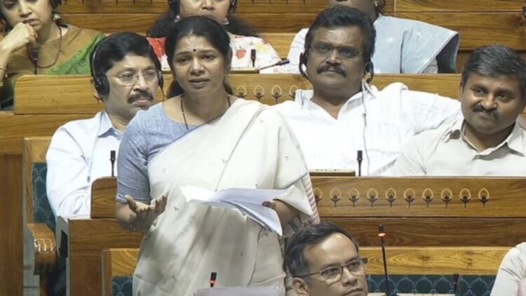 विजय को समर्थन क्या दिया, इतनी नाराज हुईं DMK नेता कनिमोझी, बोलीं- हम कांग्रेस सांसदों के साथ नहीं बैठेंगे