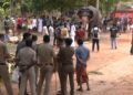 केरल के 2 मंदिरों में बुरी तरह बेकाबू हुए हाथी, 2 लोगों को कुचलकर मार डाला; देखें वीडियो