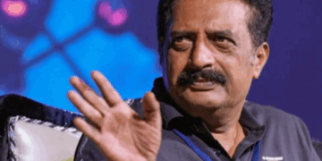 Prakash raj again target narendra modi, and support cockroch janta party