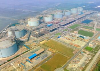 LNG भंडारण बढ़ाने की तैयारी में भारत, देश के अलग-अलग हिस्सों में 7 नए टैंक बनाने का प्रस्ताव