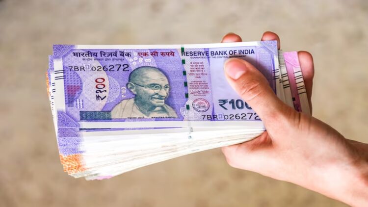 PPF में एकमुश्त ₹1,50,000 सालाना जमा करेंगे तो मेच्योरिटी पर कितना मिलेगा, समझें कैलकुलेशन