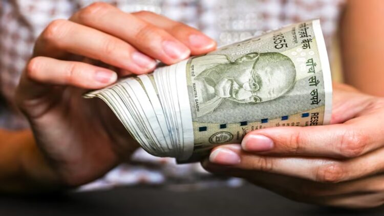 HDFC Bank में 55 महीने की FD में ₹55,000 करेंगे जमा तो मैच्योरिटी पर कितना मिलेगा रिटर्न, समझें गणित
