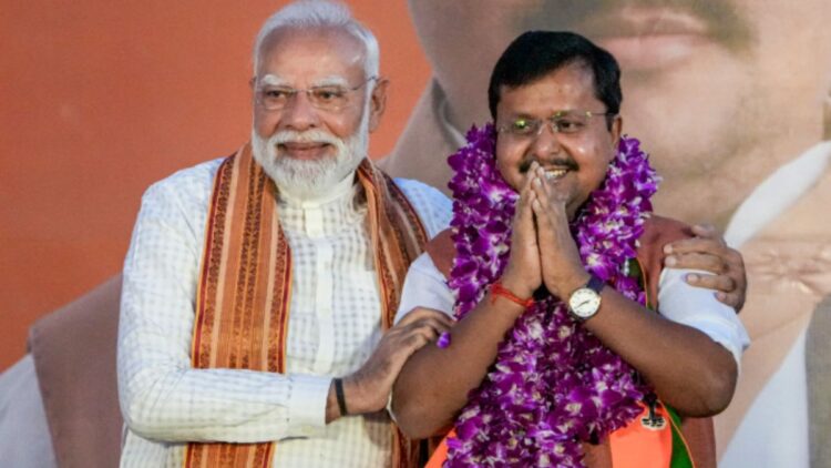 बंगाल और असम जीतने के बाद BJP ने कसी कमर, अब इन 7 राज्यों पर है भगवा पार्टी की नजर