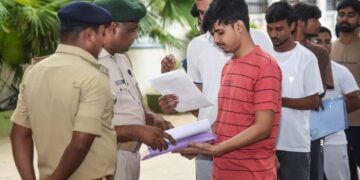 NEET पेपर लीक का खुलासा कैसे हुआ? रात 8 बजे से शुरू हुई पड़ताल, सुबह 3 बजे तक खुल गई पूरी चेन, जानें