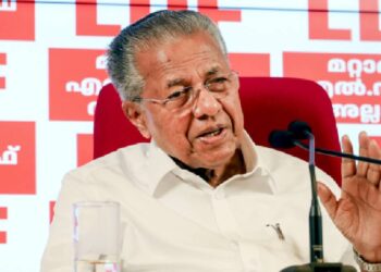 क्या पिनराई विजयन ने पहले ही मान ली हार? सोशल मीडिया बायो बदलने से मची खलबली, हटाया मुख्यमंत्री का टैग